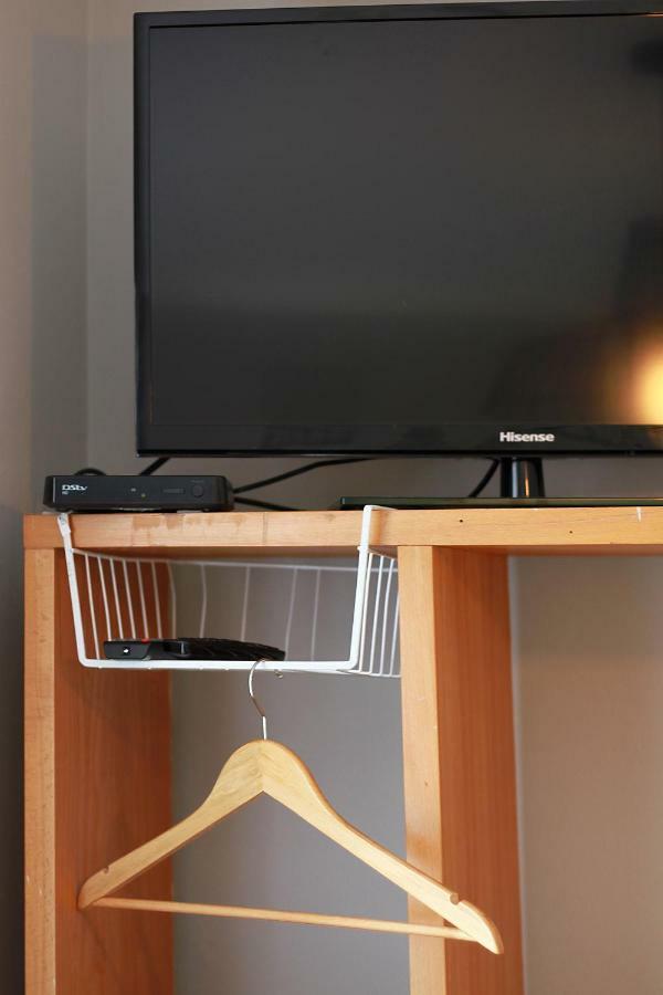 Olive Tree Private Rooms In Stellenbosch- No Load Shedding 외부 사진