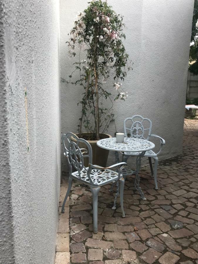 Olive Tree Private Rooms In Stellenbosch- No Load Shedding 외부 사진